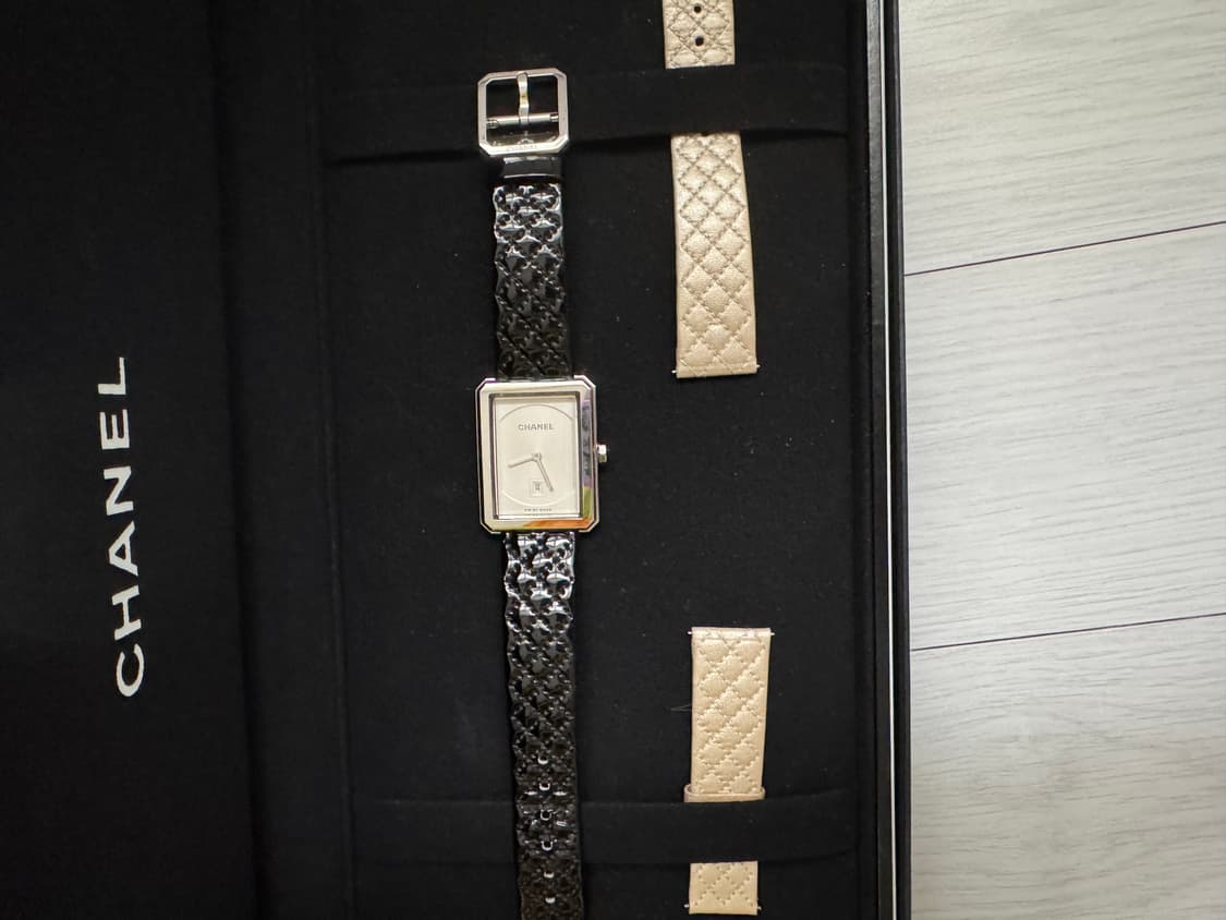 샤넬보이프렌드 미디움 시계 판매 상품이미지1
