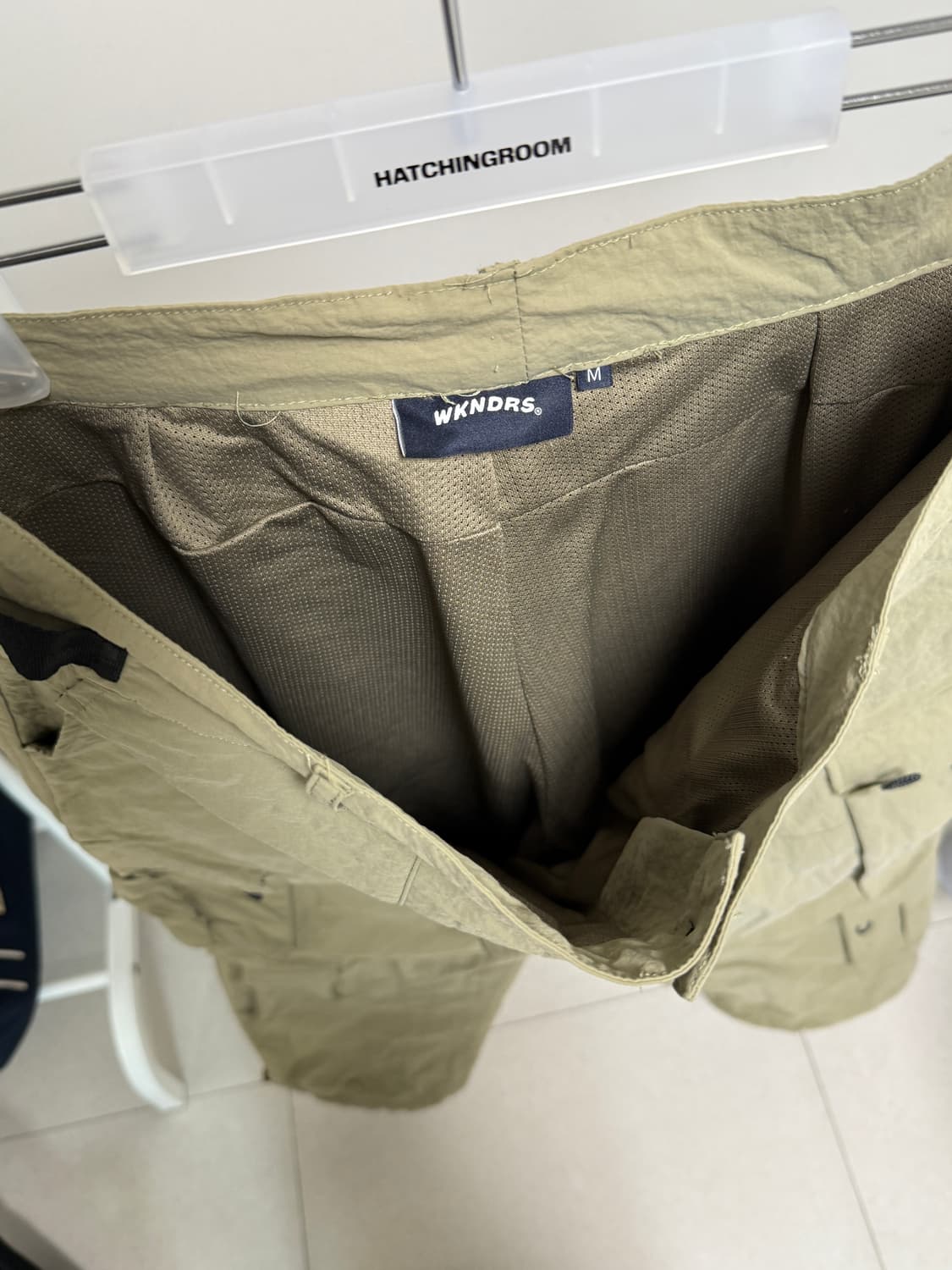 위캔더스 MOUNTAIN CARGO PANTS (KHAKI) 상품이미지3