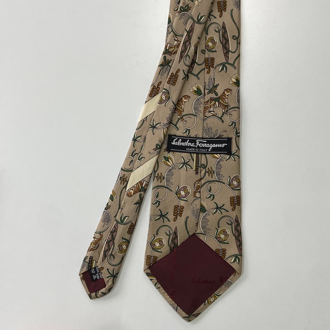 페레가모(Ferragamo) 명품 정품 넥타이 상품이미지3