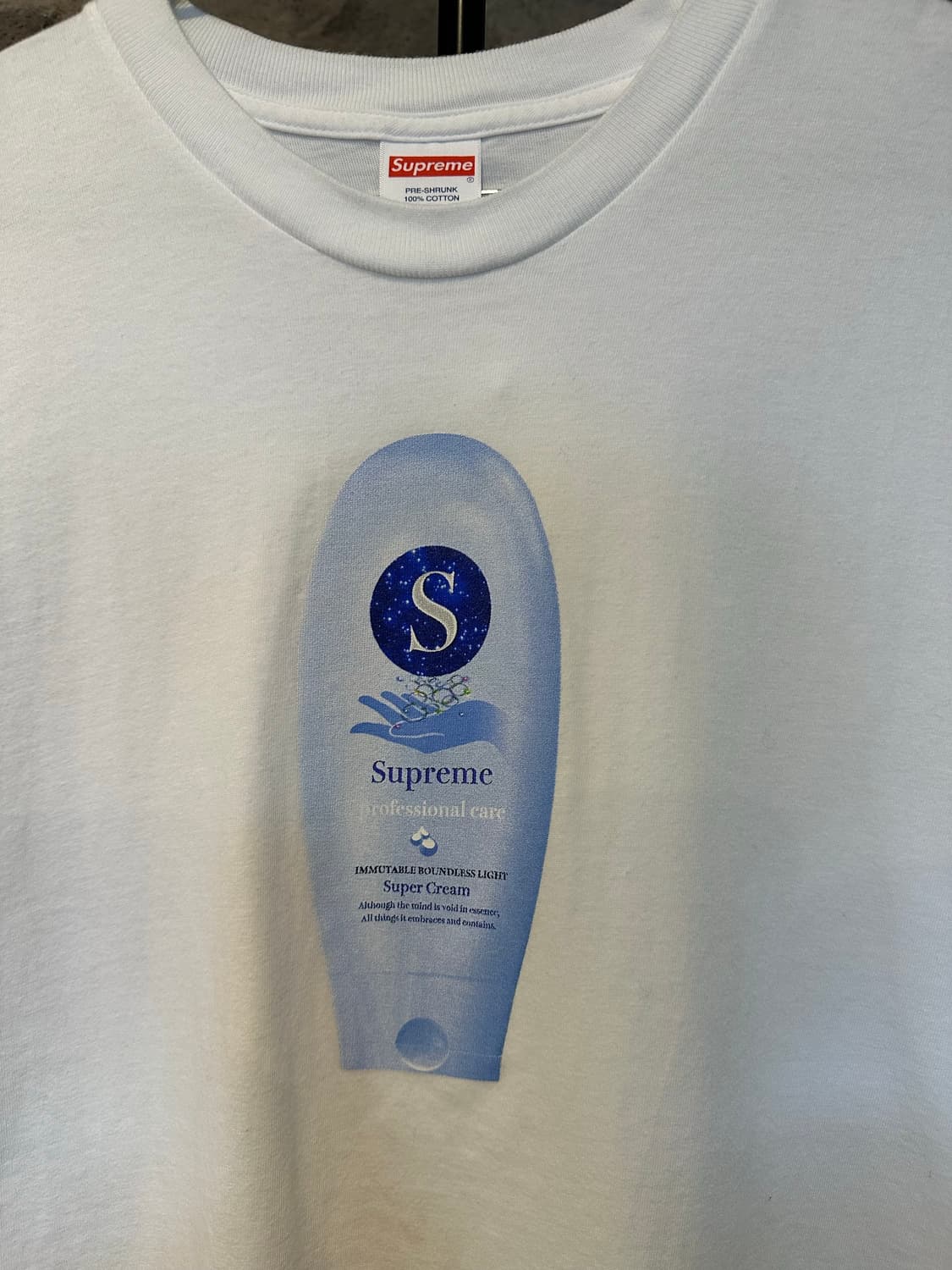 슈프림 19FW 슈퍼크림 반팔 상품이미지3