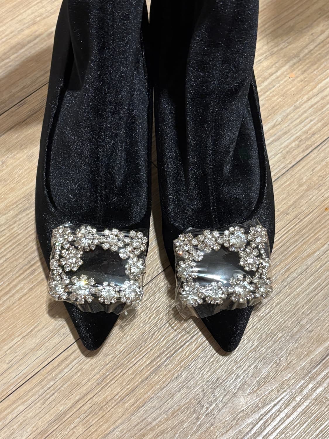 로저비비에 상품이미지2