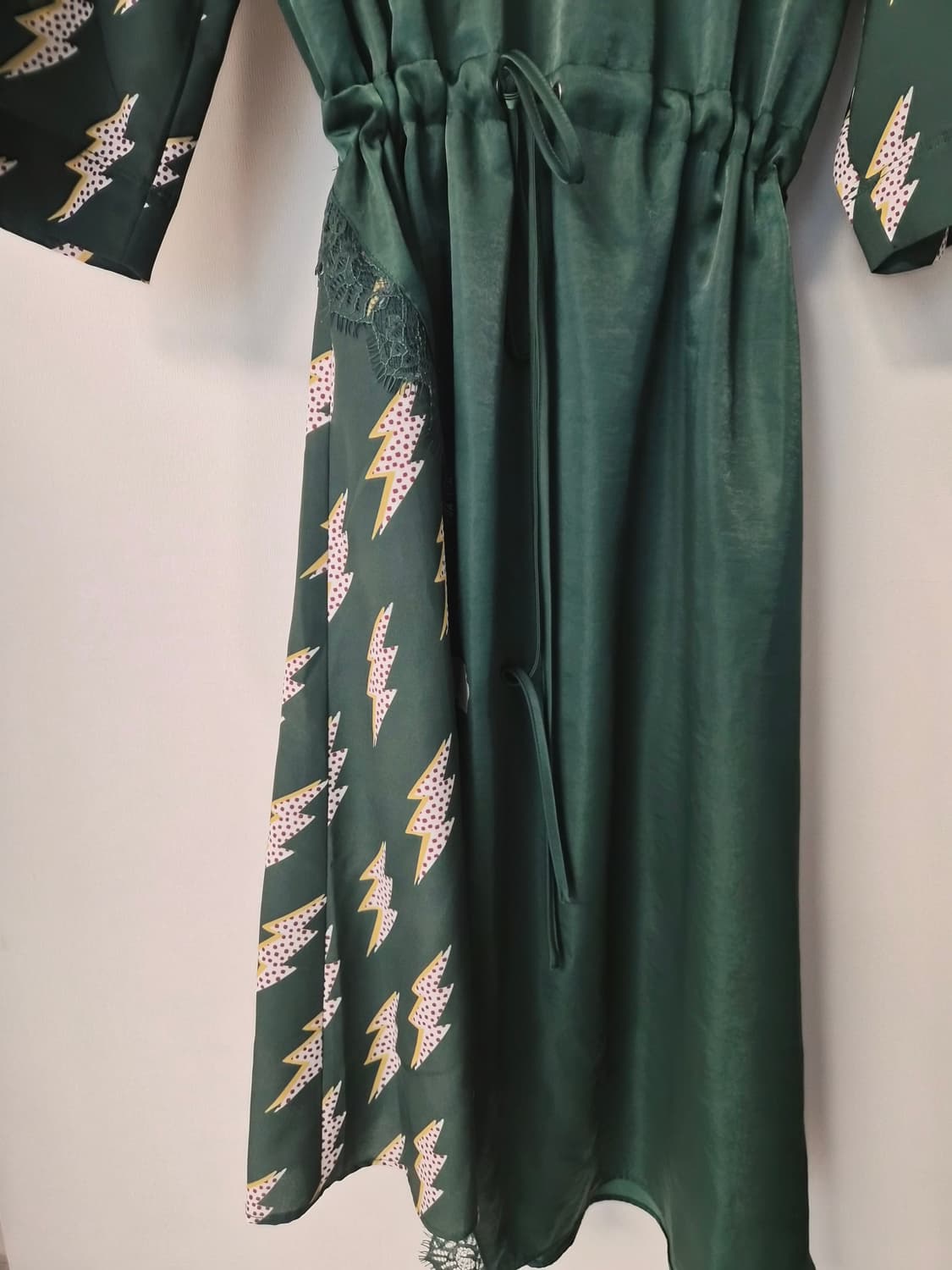 쥬시쥬디 번개프린트레이어드형원피스 상품이미지3