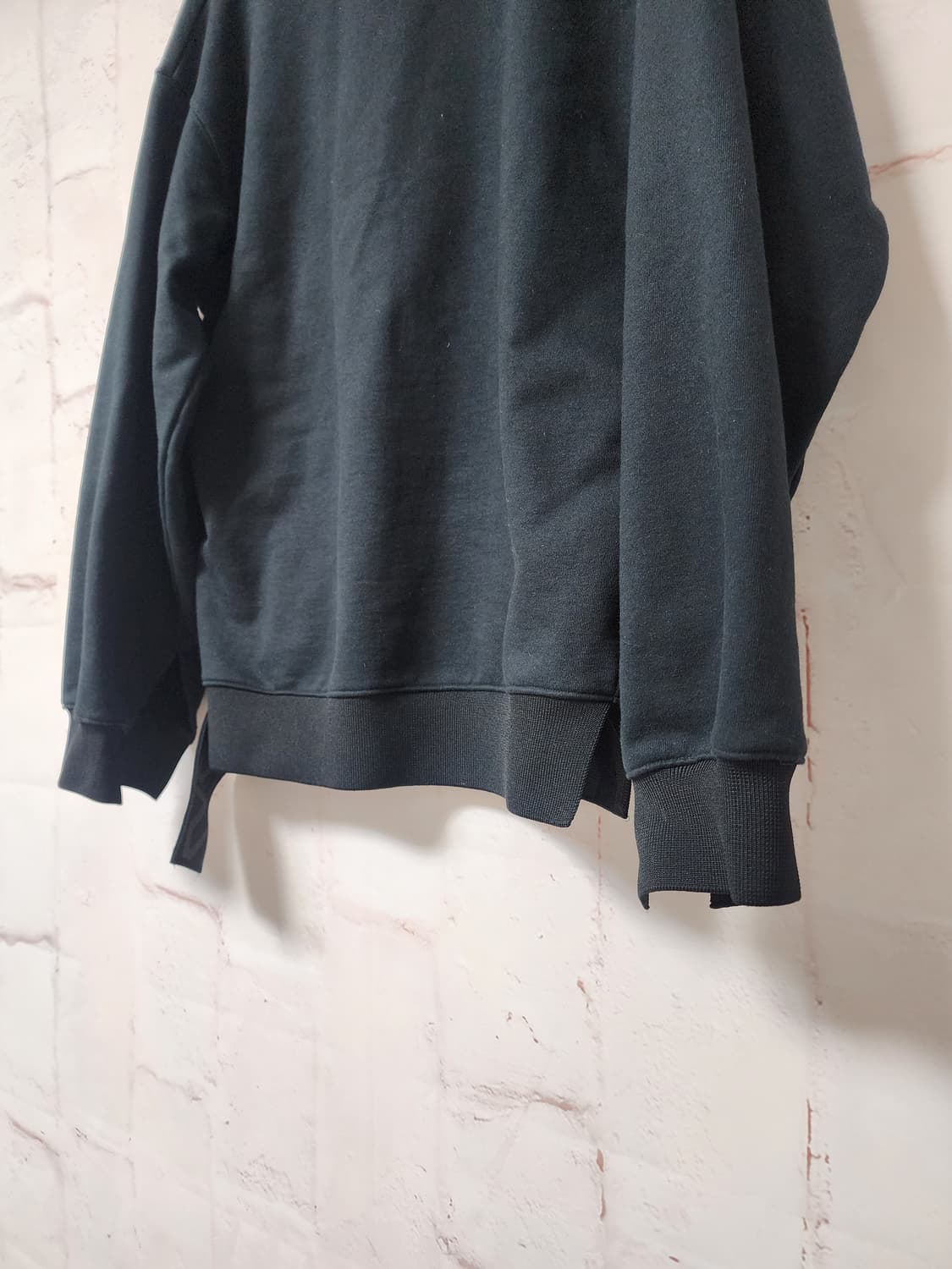 시스템옴므 블랙 맨투맨 티셔츠 상품이미지7