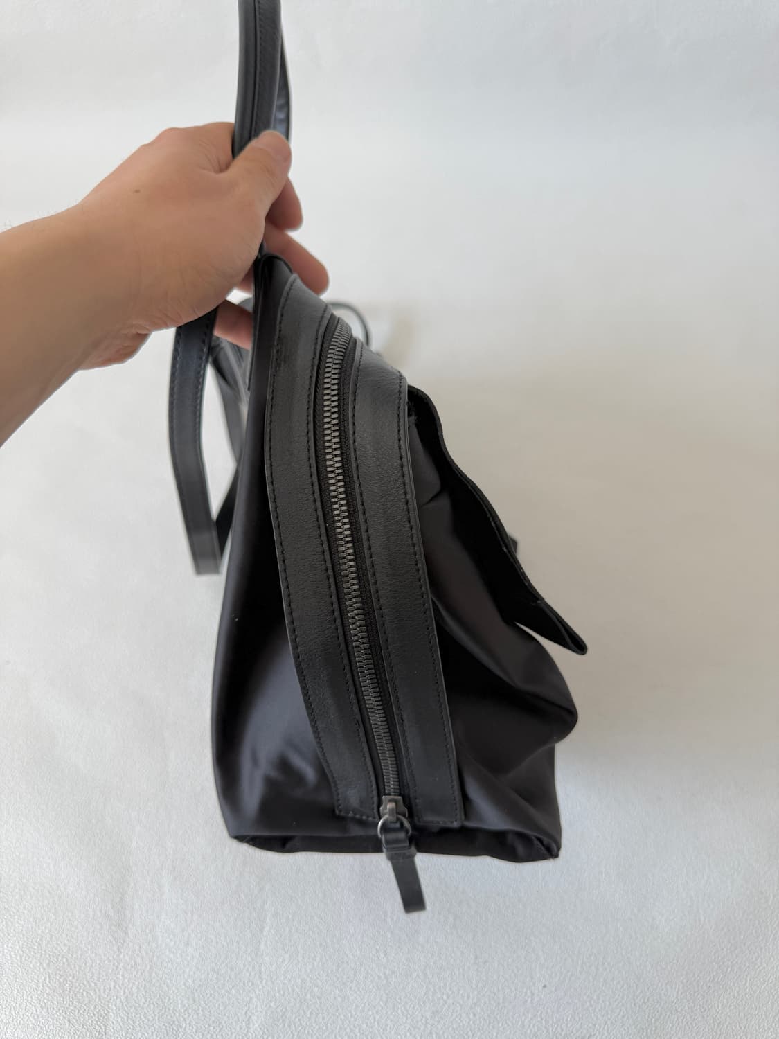 구호(KUHO) 레더&원단 토트 크로스백 상품이미지5