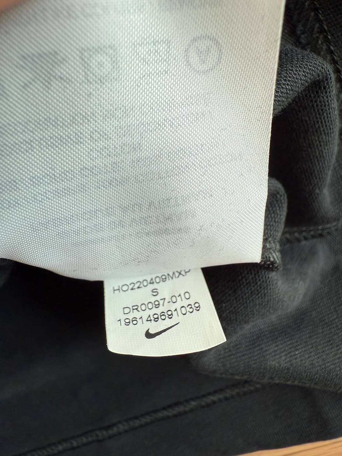 [S] 나이키 피스마이너스원 피마원 롱슬리브 긴팔 티셔츠 블랙 지디 상품이미지5