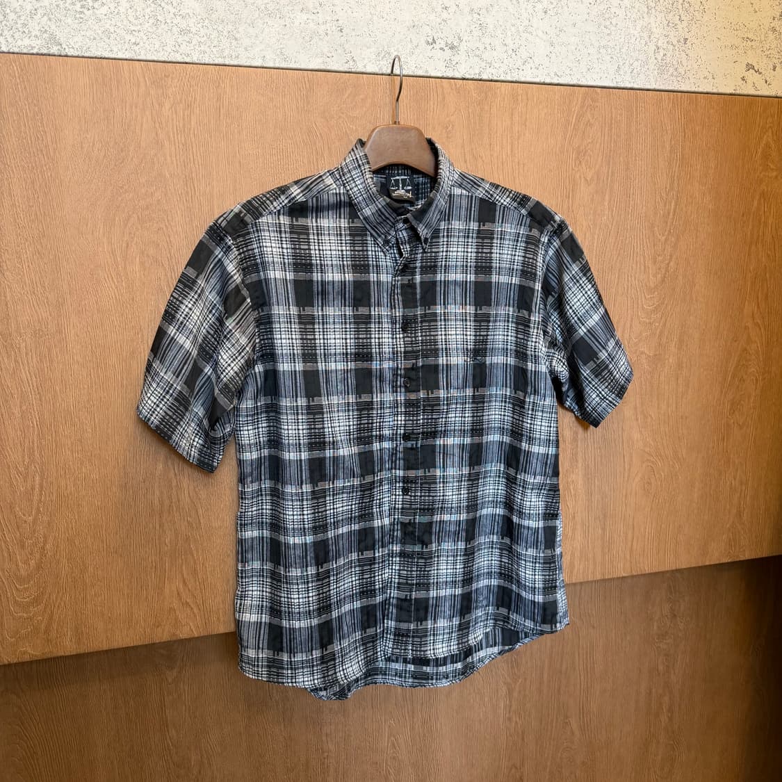 빈티지 반팔 셔츠 멀티 체크 패턴 디테일 레귤러핏 블랙 그레이 상품이미지1