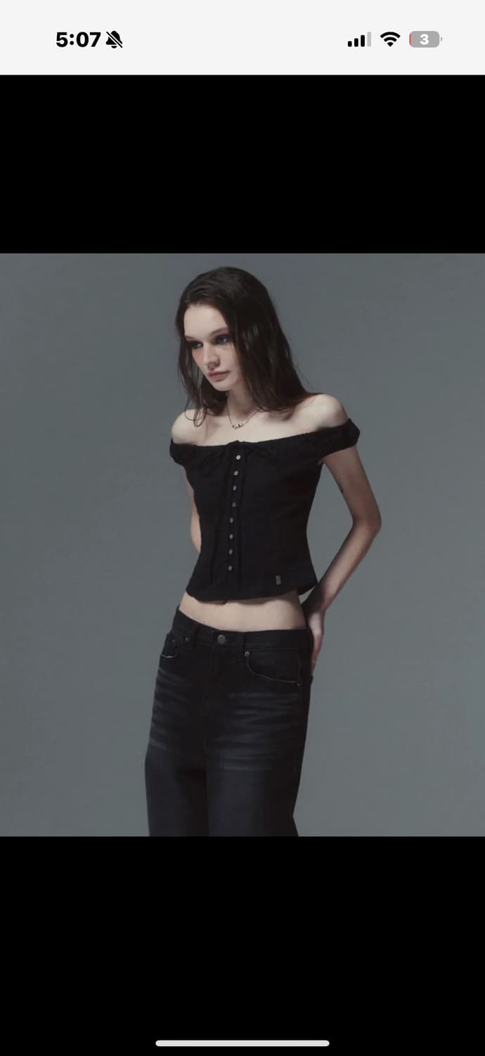 새상품) 이네기 파예 스트랩 블라우스 상품이미지1