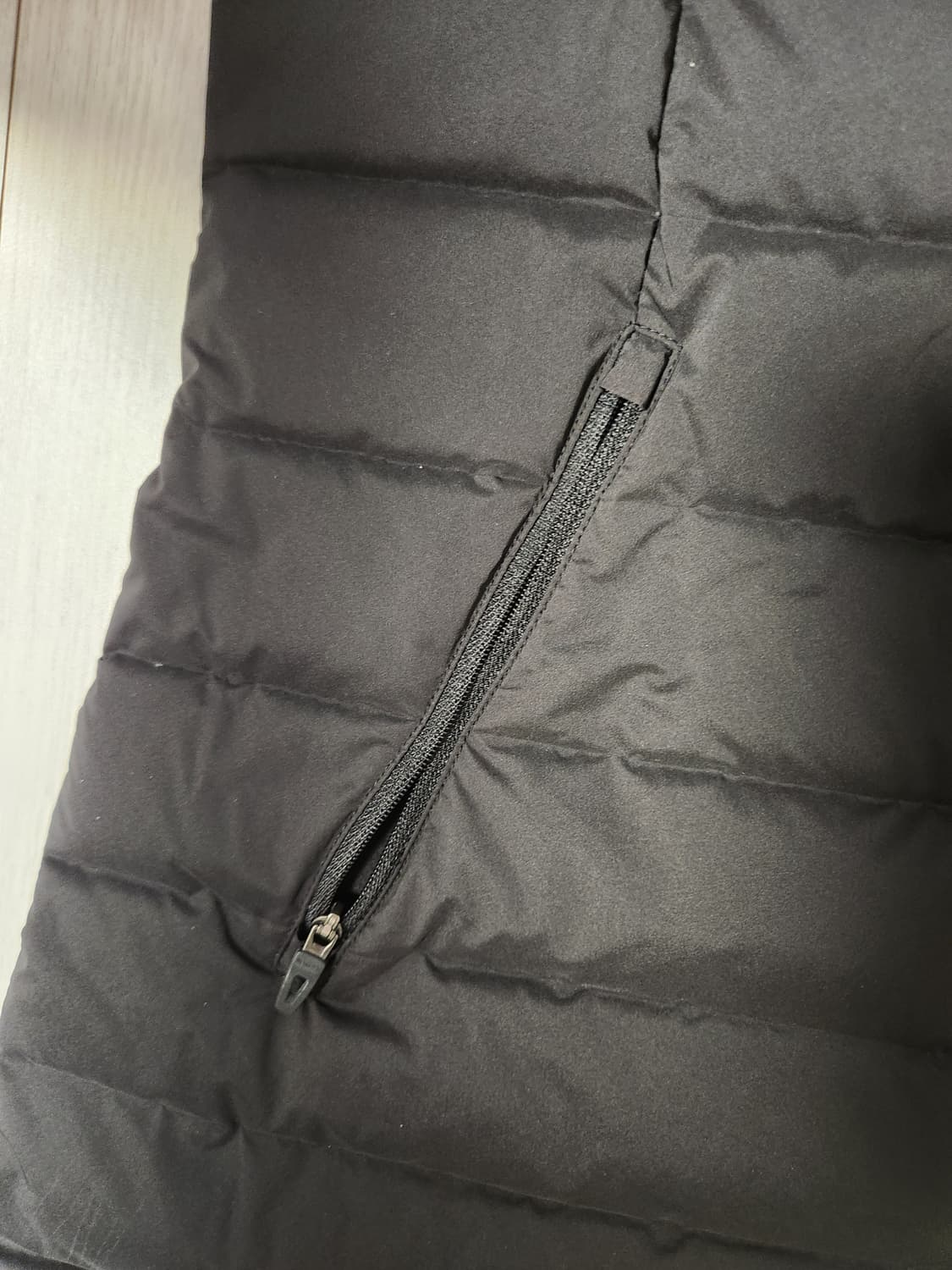 블랙야크 L켈리 다운 자켓 사이즈95(m)

스포츠웨어/아우터/구스다운점 상품이미지5