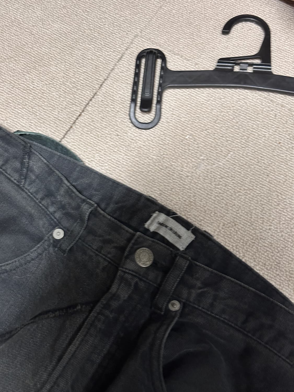 언더커버리즘 패치 블랙 데님 상품이미지3