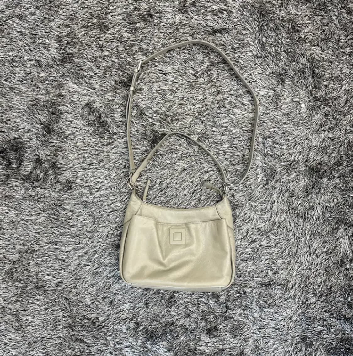 루즈앤라운지 숄더백 상품이미지1