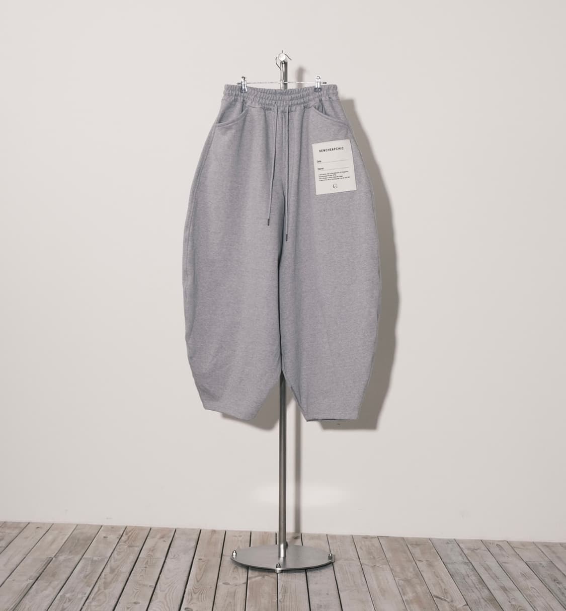 뉴치프시크 스웻팬츠 상품이미지1