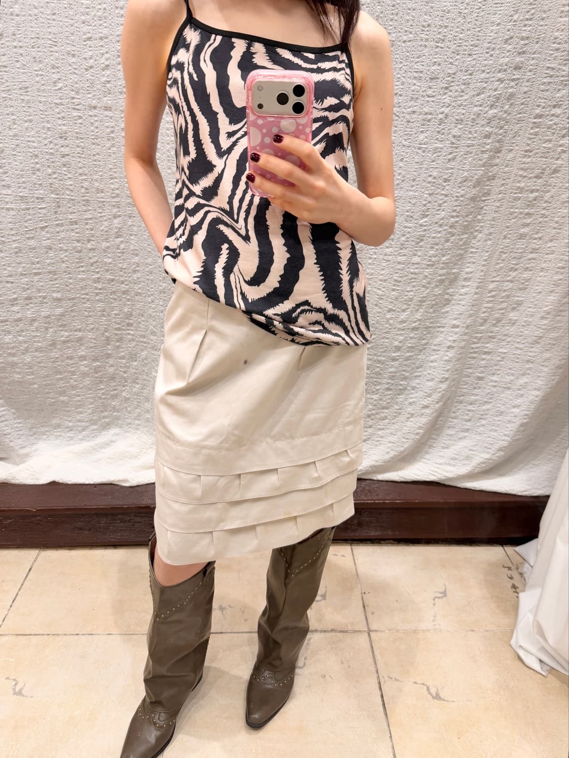Cloud White Tiered Midi Skirt 상품이미지2