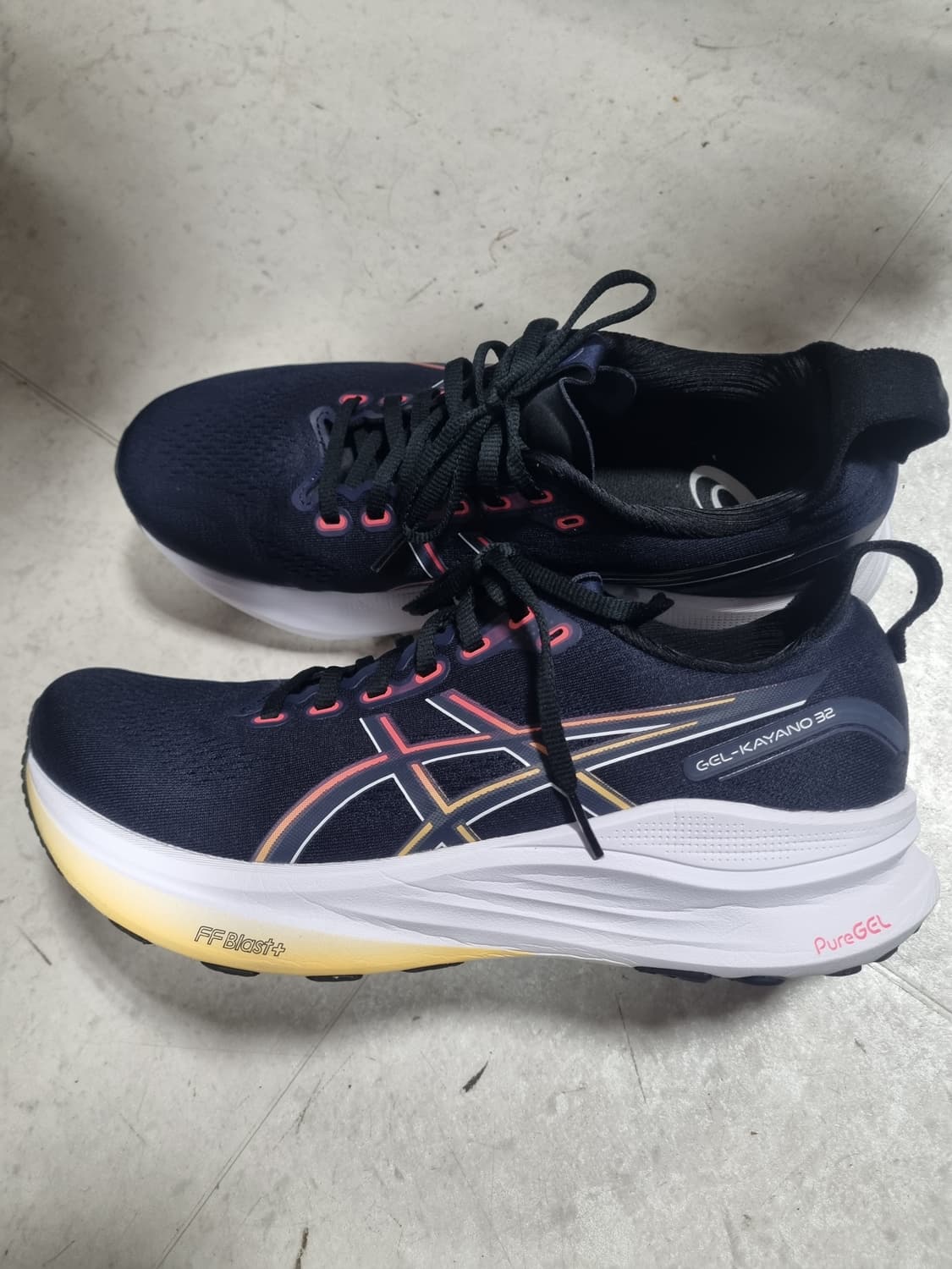 아식스 젤 카야노 32 러닝화  상품이미지2