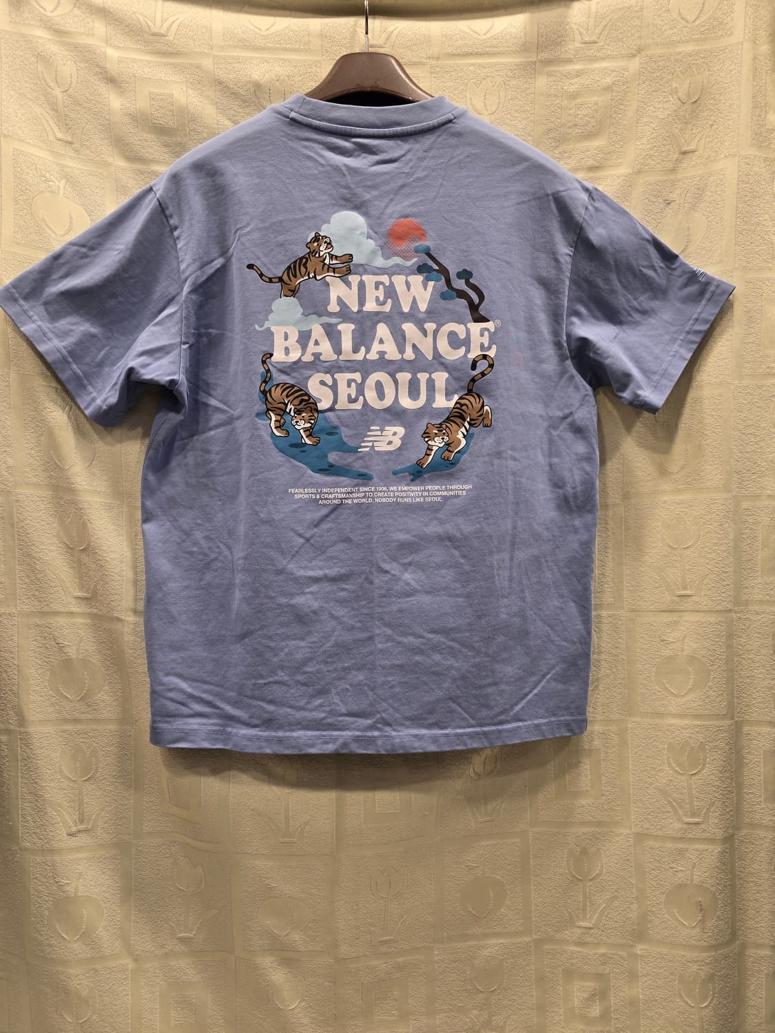 뉴발란스 서울 타이거 반팔티 M (95) 서울 에디션 상품이미지5