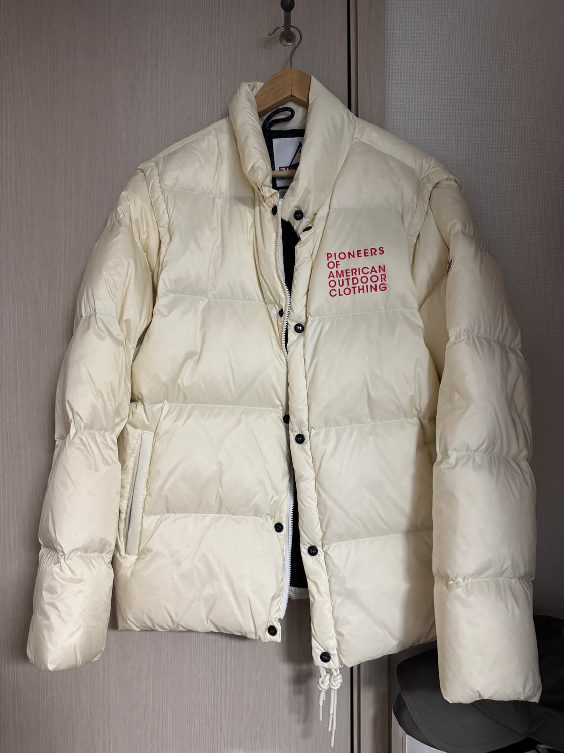 홀루바 x PIONEER 패딩 판매합니다.  상품이미지1