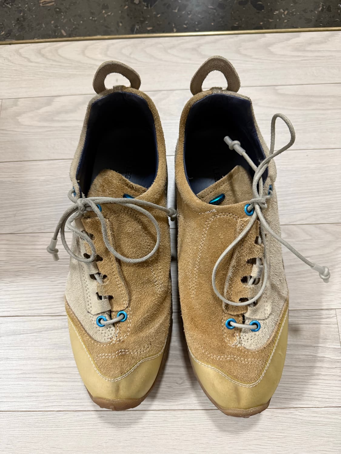 아워레가시 가베 퍼진 브라운 스웨이드 42 상품이미지1