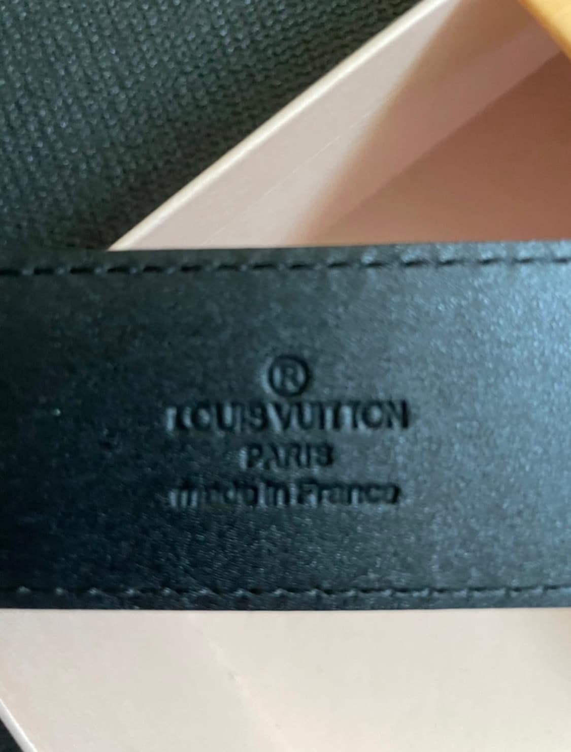 루이비통 LV 이니셜 벨트 34/100 상품이미지3