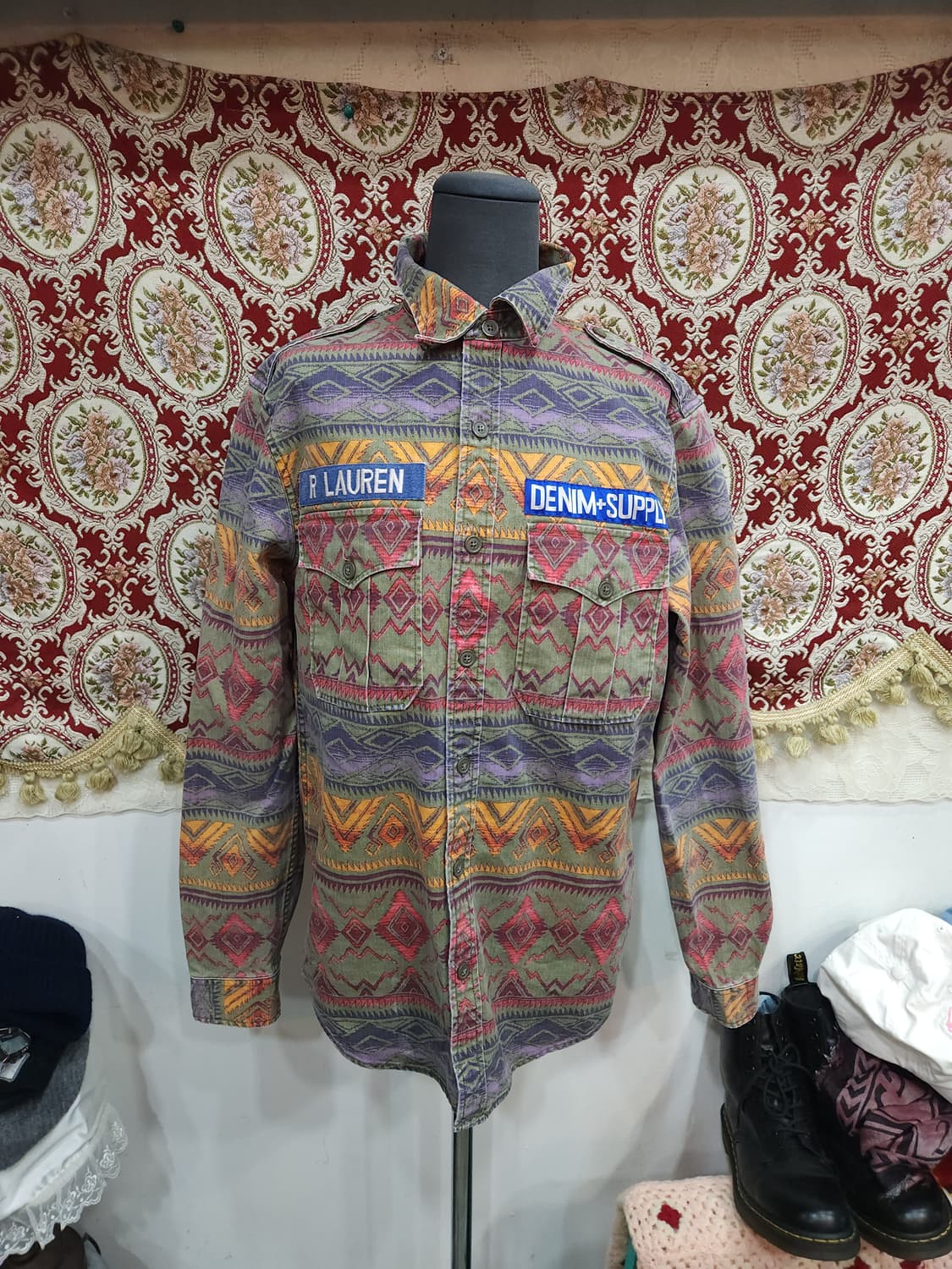 랄프로렌 데님엔서플라이 아즈텍 나바호 패턴 셔츠

 상품이미지1