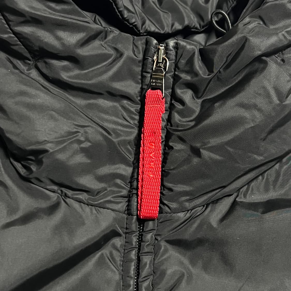 M 프라다 블랙 나일론 후드 패디드 자켓 상품이미지7