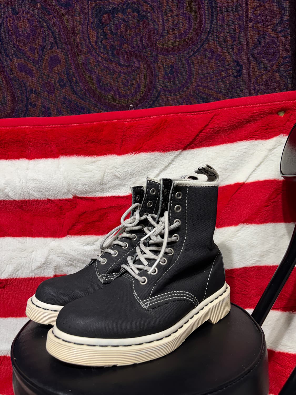 닥터마틴 테크터프  13460 8홀 부츠 상품이미지1