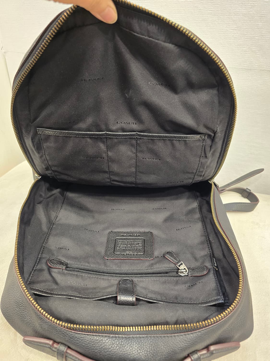 코치 남여공용 가죽 백팩 블랙 상품이미지10