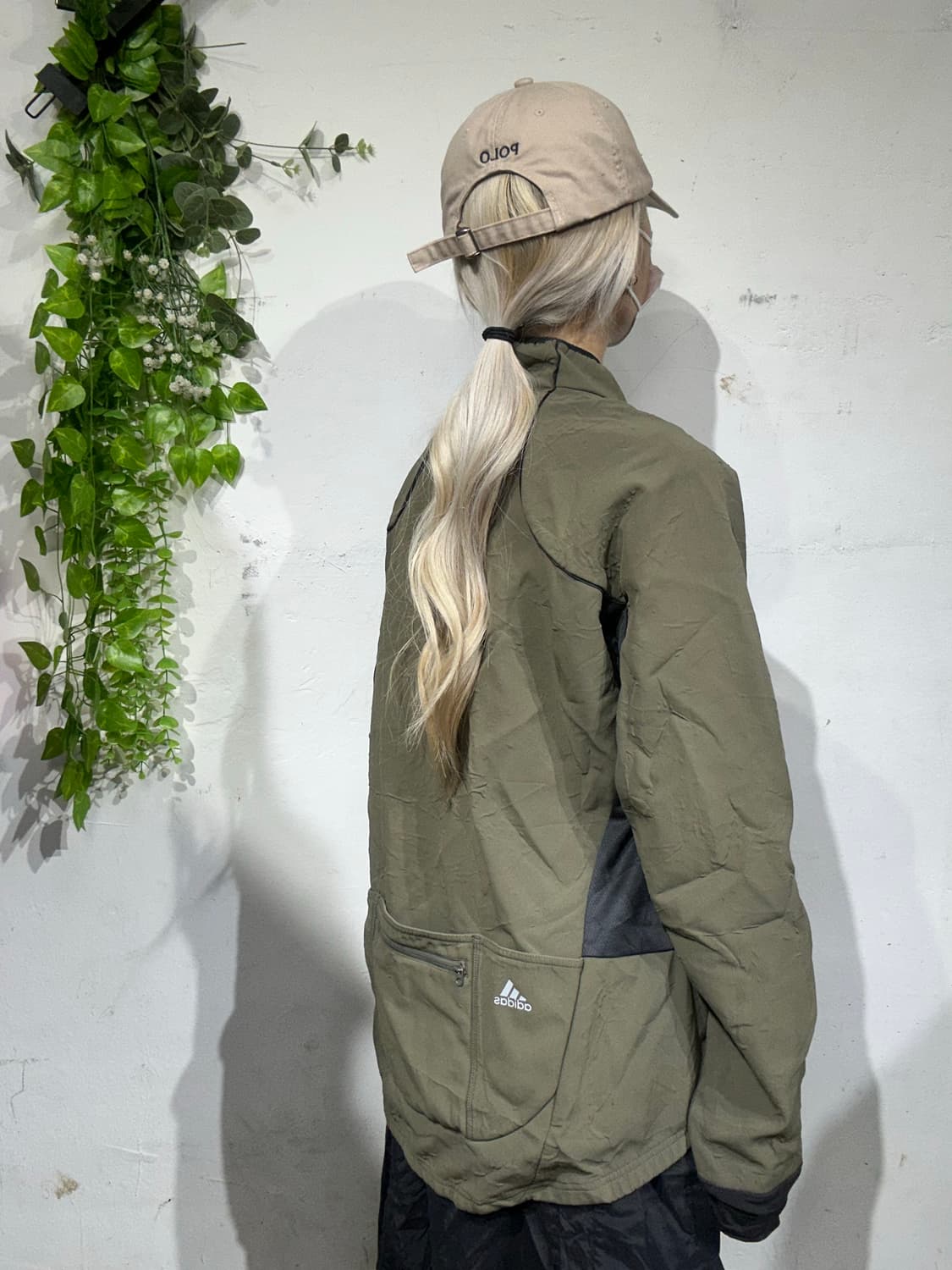 00s 아디다스 카키 블랙 바람막이 자켓 M 상품이미지3