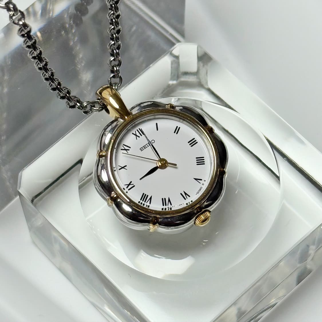 80's90's 빈티지 세이코 플라워 쉐입 로만 펜던트 워치 상품이미지1
