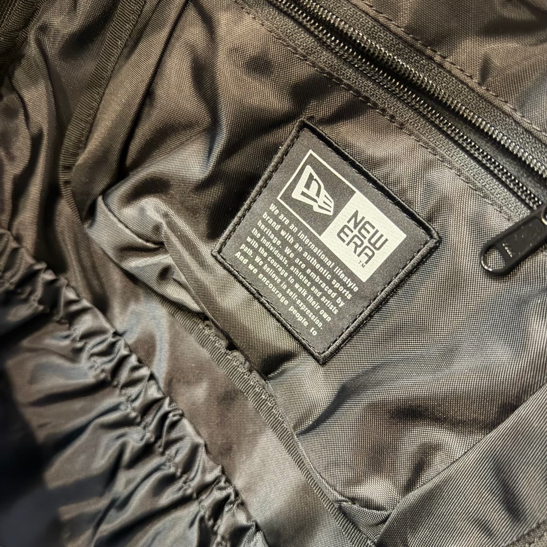 뉴에라 캐리어 카모 플라주 백팩 상품이미지3