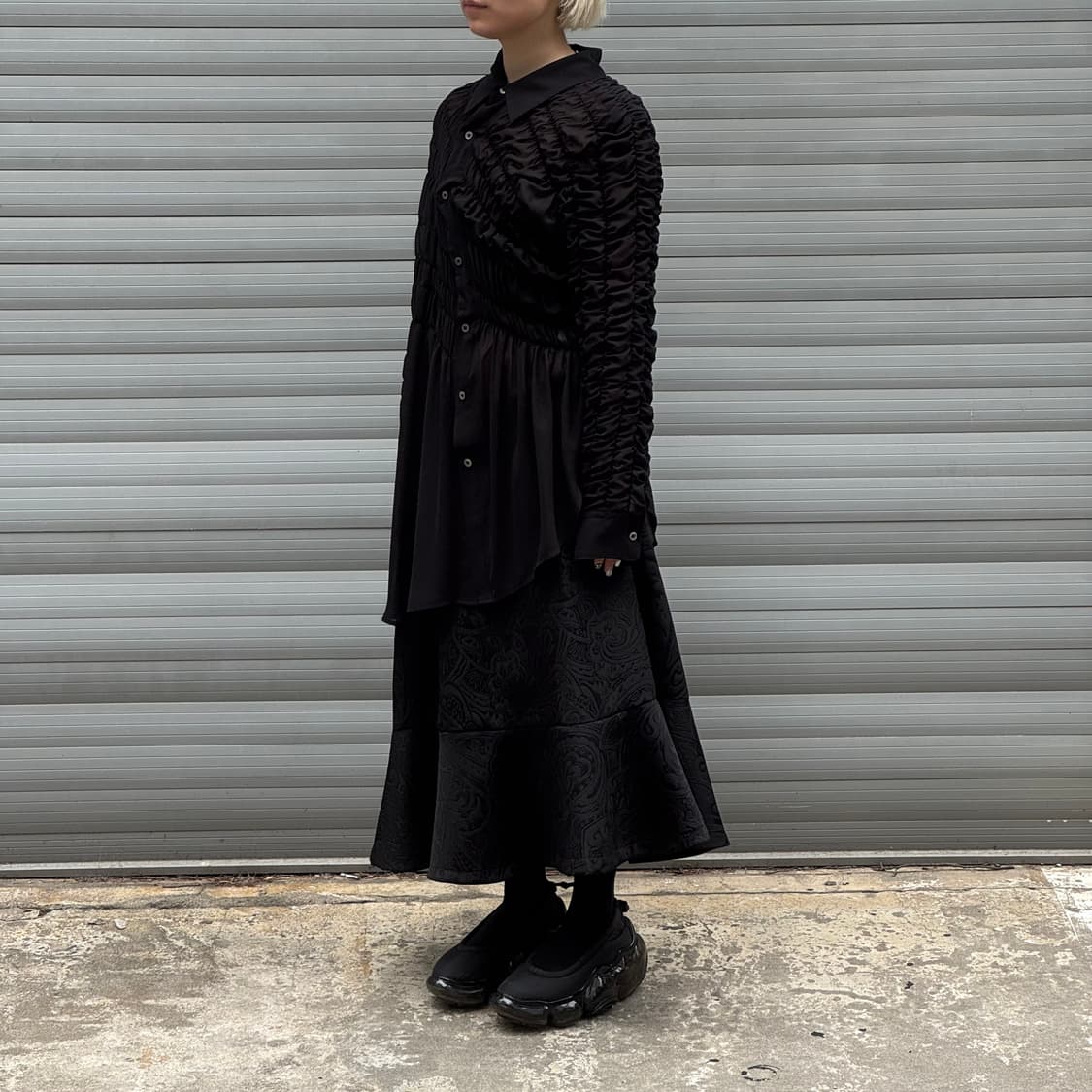 Gathered Asymmetrical Black Blouse shirt 상품이미지7