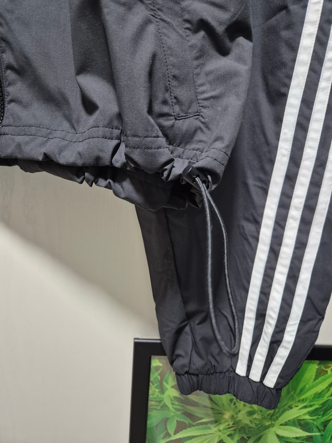 (세일)(새상품)아디다스 삼선 크롭 후드 바람막이 상품이미지5