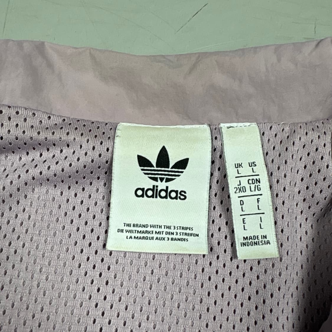 아디다스 라벤더컬러 바람막이 상품이미지3