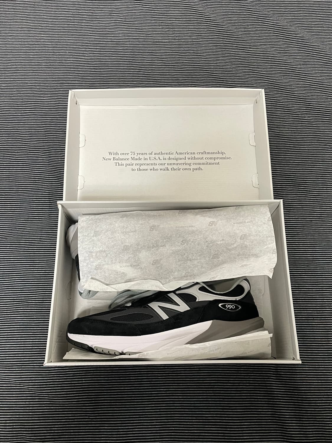 뉴발란스 990V6 블랙 상품이미지1