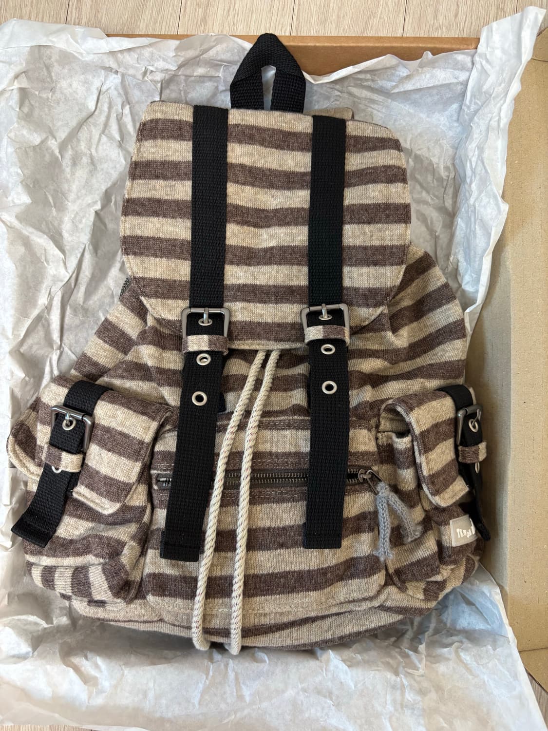 (새상품)파히섬(탠스댄스)울스트라이프 백팩 브라운 상품이미지1