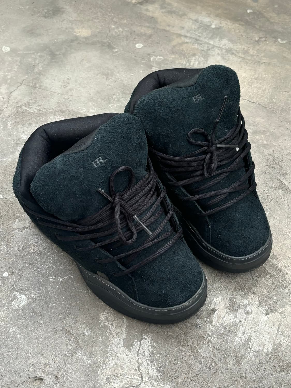 ERL VAMP 하이탑 스니커즈 (스웨이드, 블랙) 240~250 상품이미지2