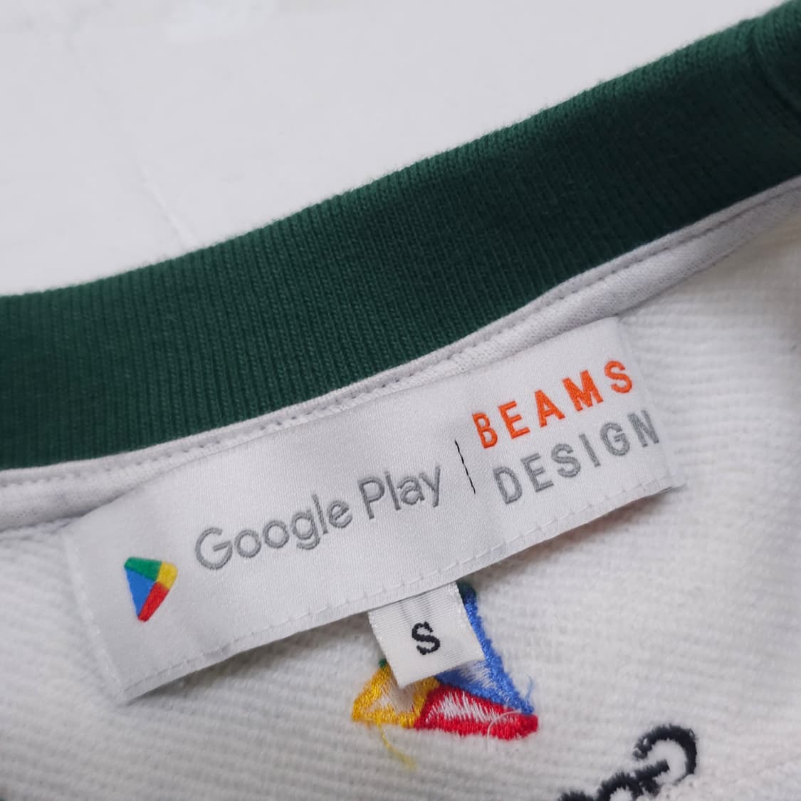 빔즈 x 구글플레이 컬러블록 맨투맨 상품이미지3