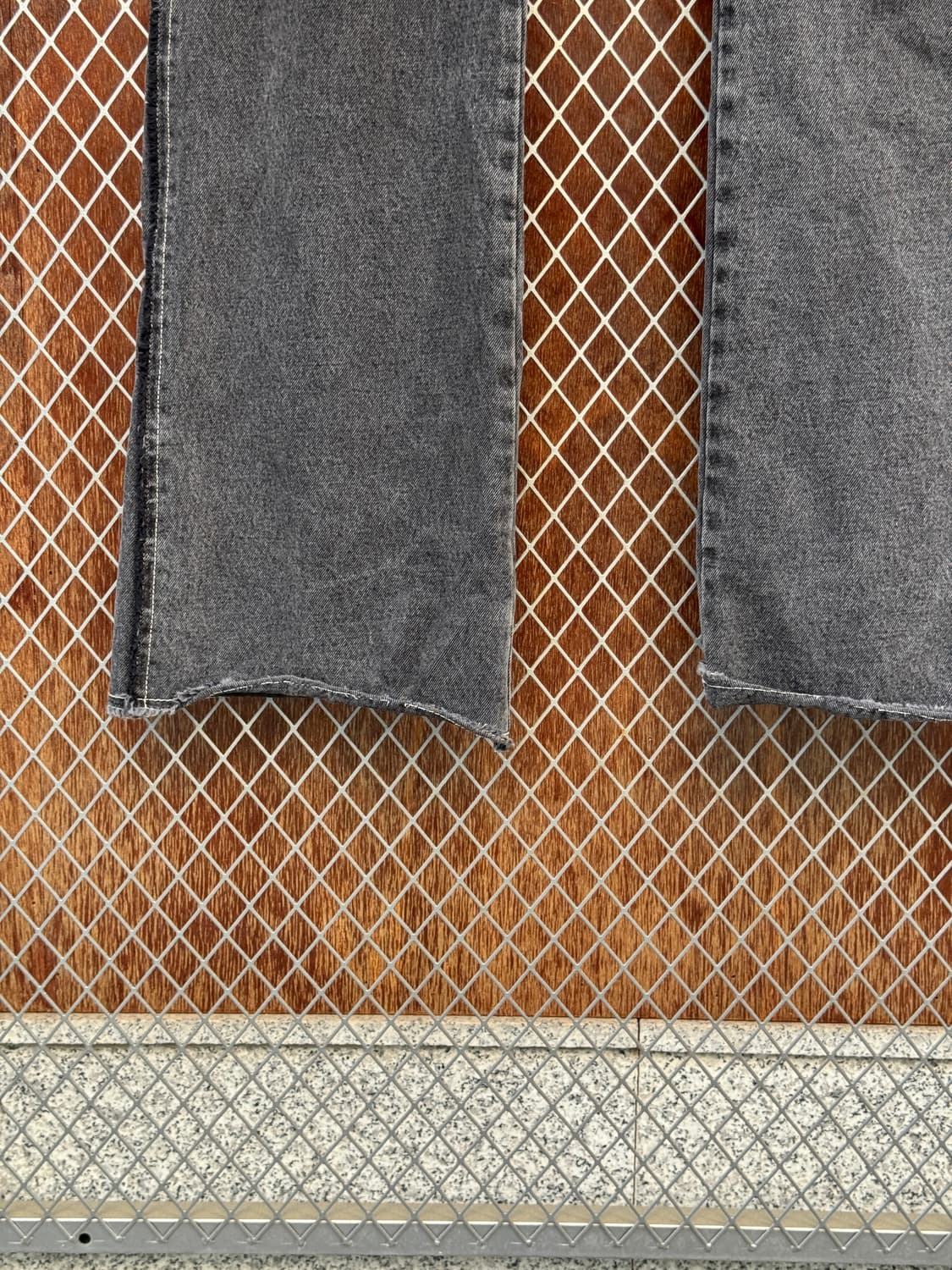 앤더슨벨 플레어 데님팬츠 흑청 36 상품이미지6