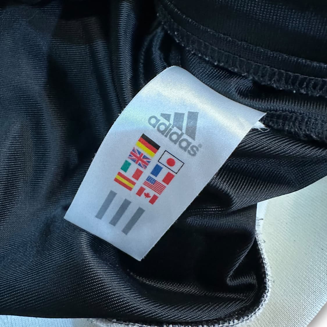 아디다스 검흰 트랙탑 상품이미지5