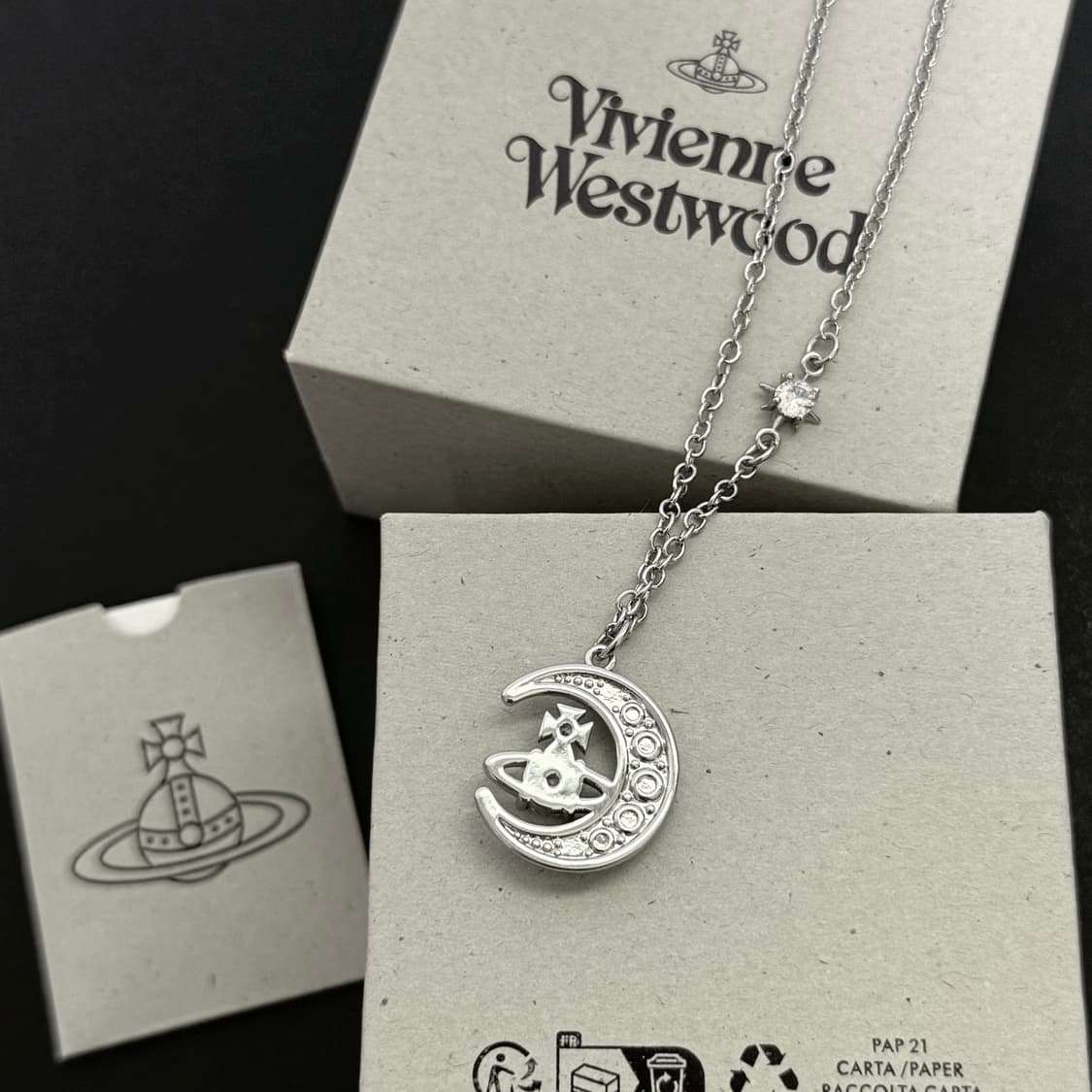 비비안웨스트우드 도리나 달과 별 목걸이 상품이미지2