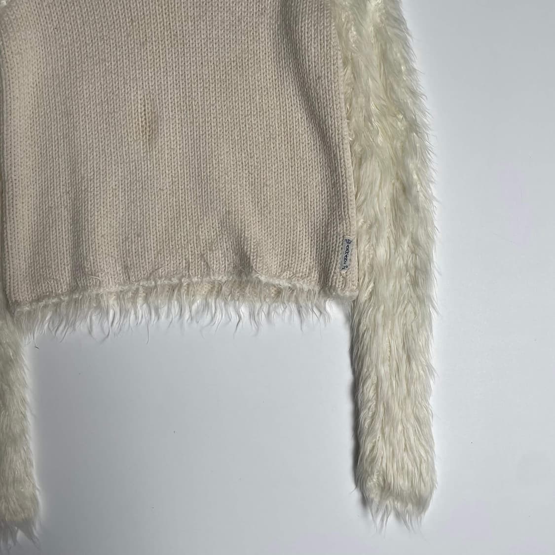 90's armani jeans 퍼 슬리브 니트 (italy)   상품이미지4