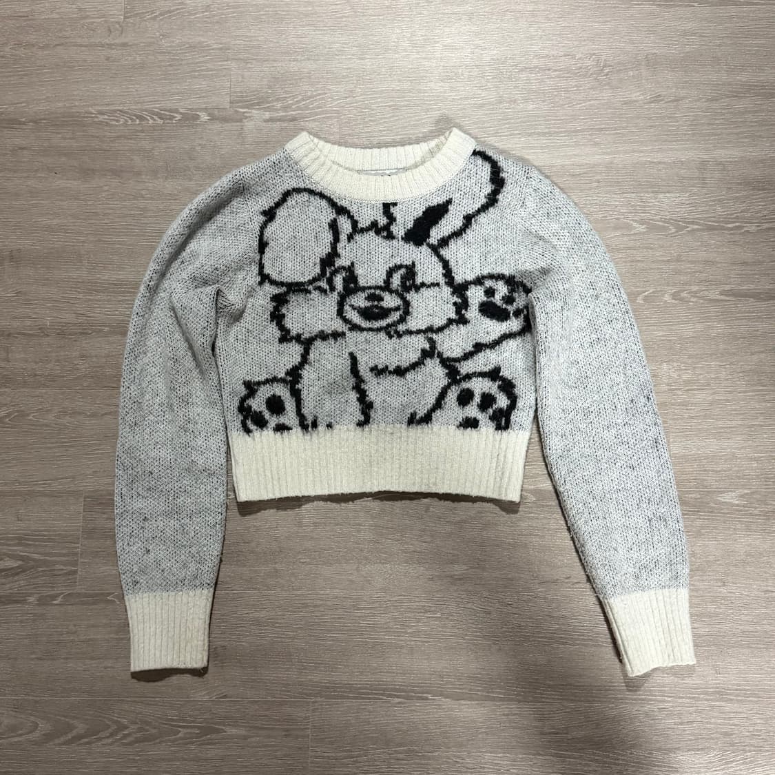 키르시 버니 니트 (장원영 • 카리나 착용) 상품이미지4