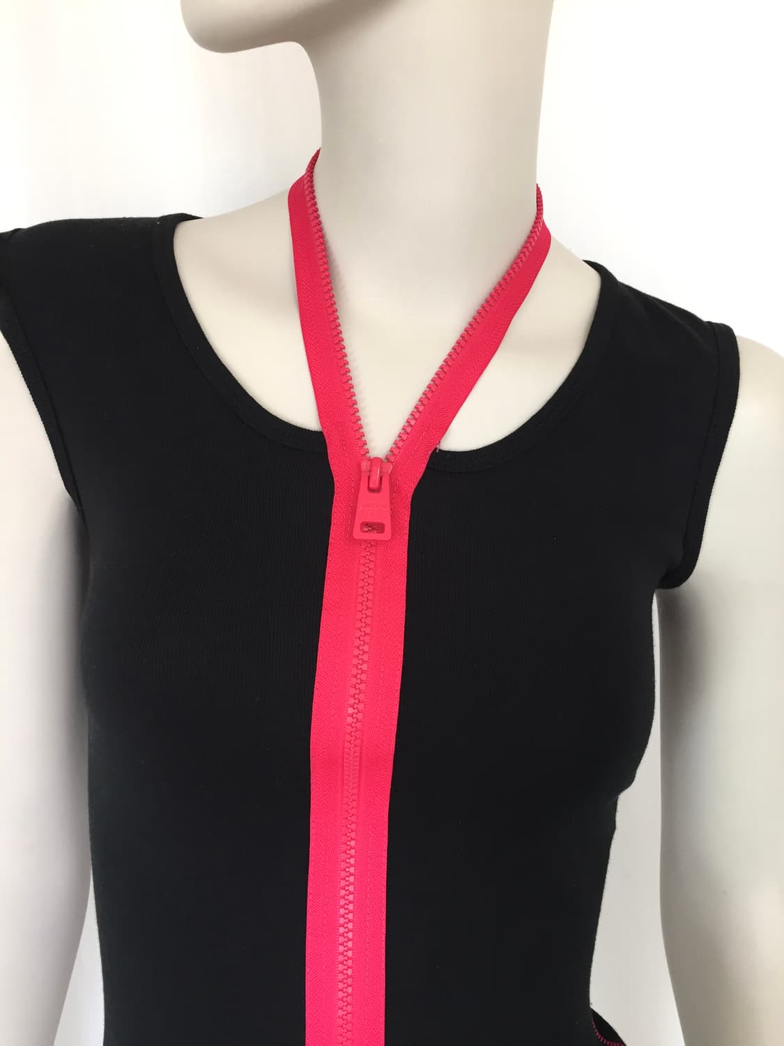 Miss-sixty Italy zipper halter Top 상품이미지6