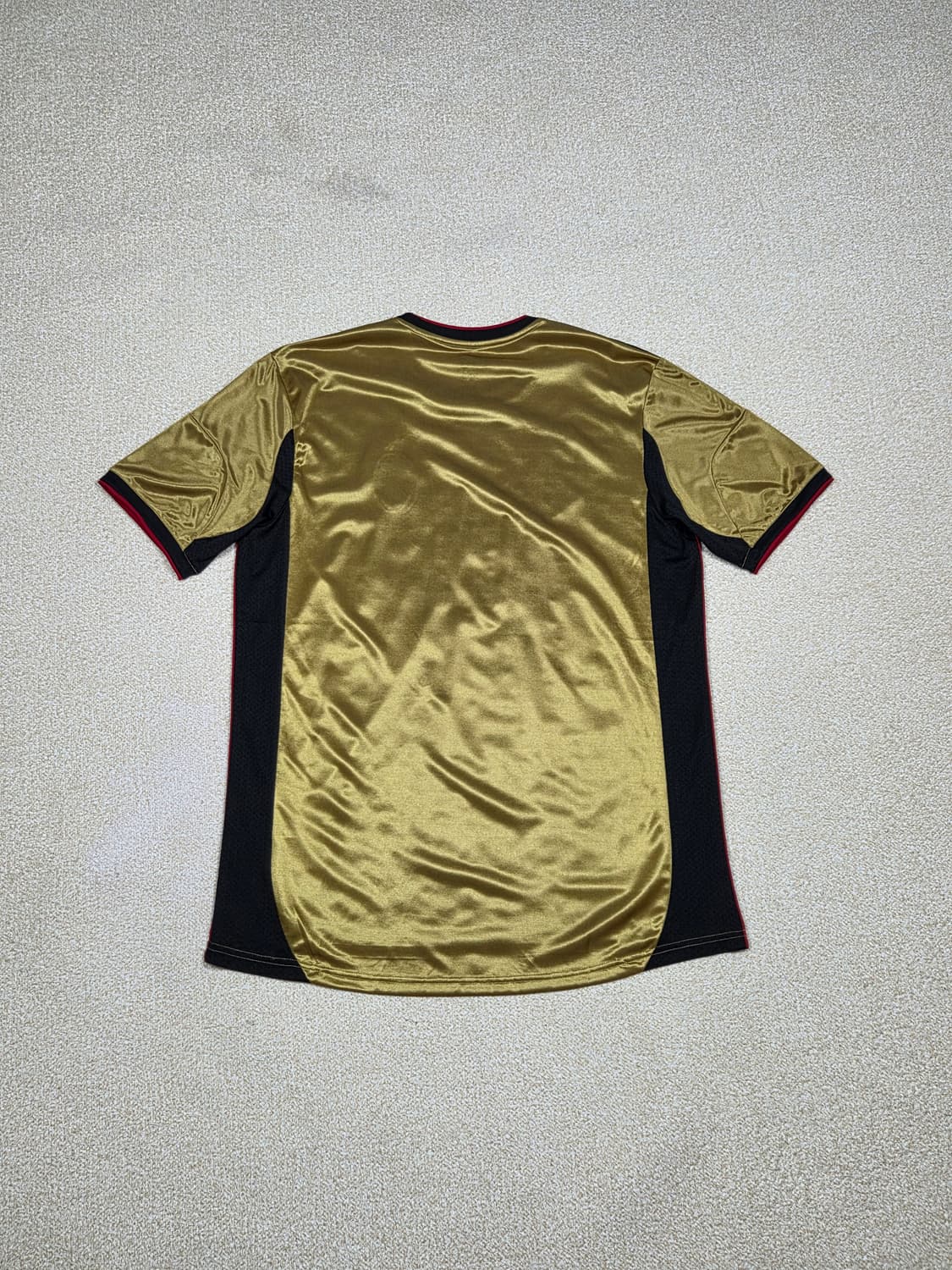 [아디다스] 13-14 시즌 AC밀란 써드 반팔 유니폼 | S00141 상품이미지7