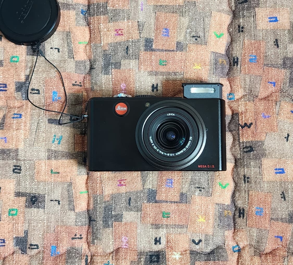 라이카 Leica D-LUX3 디지털 카메라 판매합니다. 상품이미지3