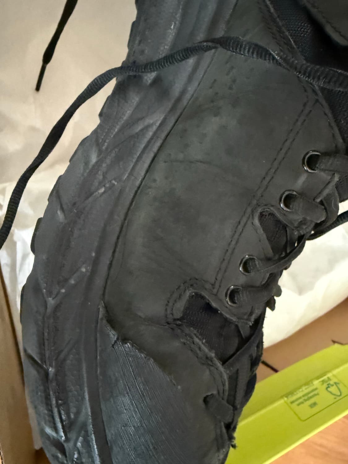 호카 울트라 하이 블랙 275 상품이미지4