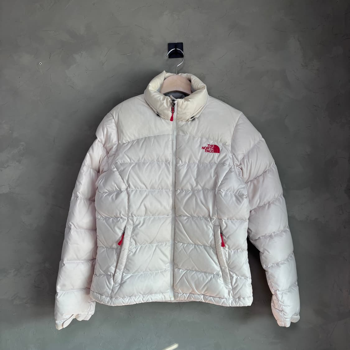 노스페이스 700 눕시 구스다운 패딩 화이트 상품이미지1