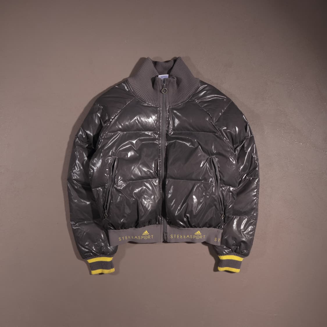 아디다스 x 스텔라맥카트니 크롭 에나멜 푸퍼 상품이미지2