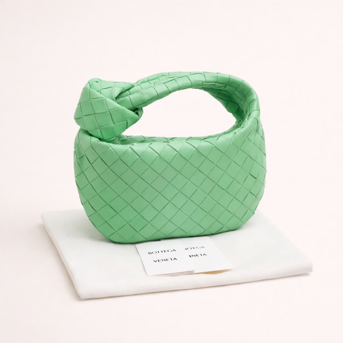 [S급] 보테가베네타 조디백 레더 캔디 그린 판매합니다!!! 상품이미지1