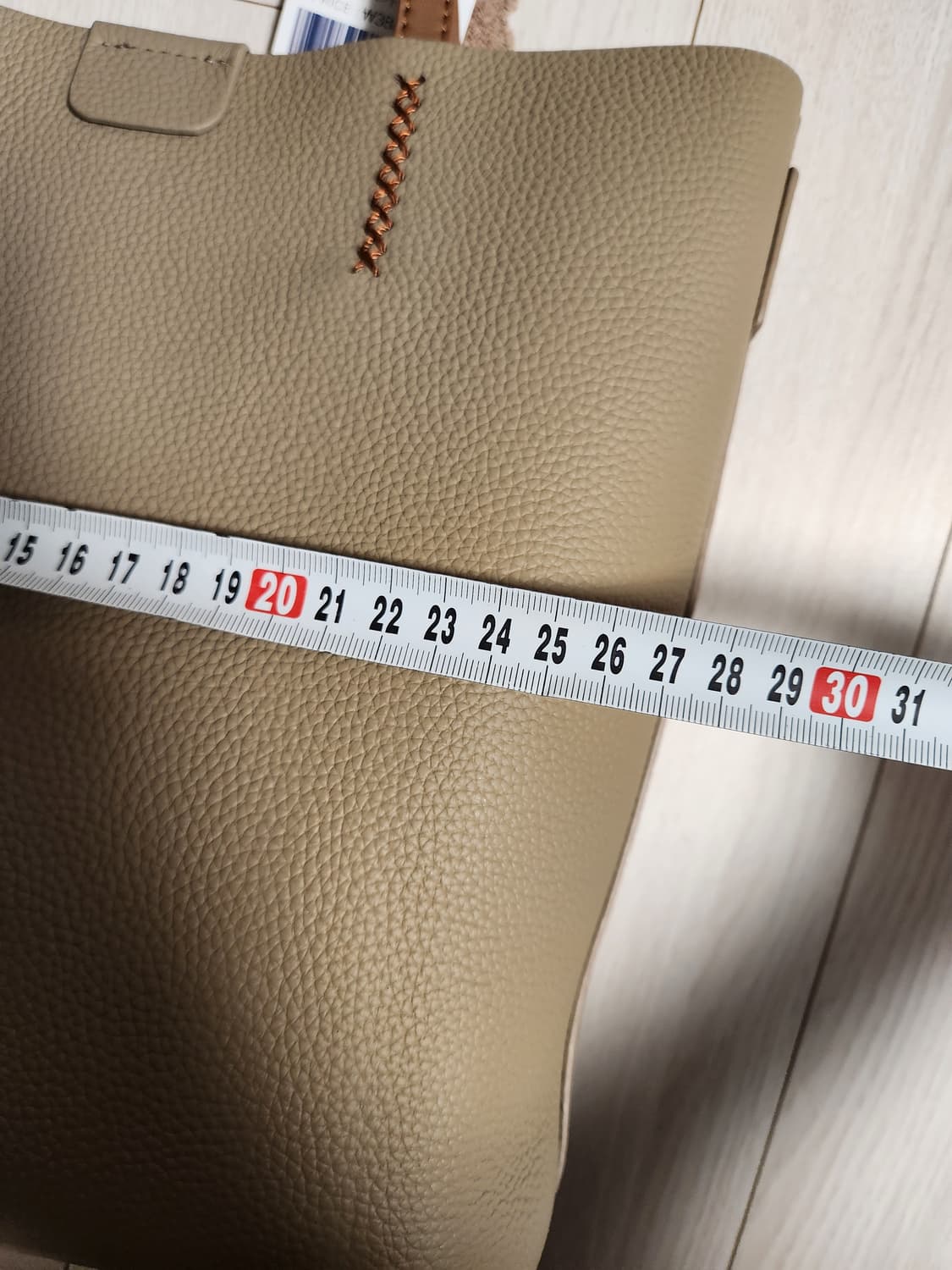 택새상품)메띠에 하르 소가죽 토트백 크로스백 

여러 중고사이트에도 같이 상품이미지8