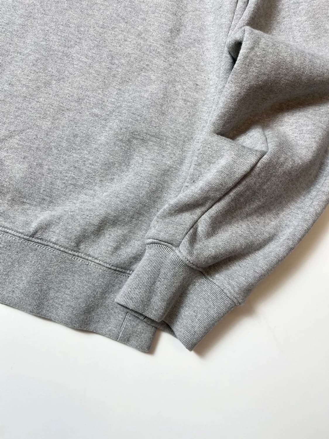 우알롱 24FW 시그니처 벌룬 오버 스웻 맨투맨 PN8745 상품이미지4