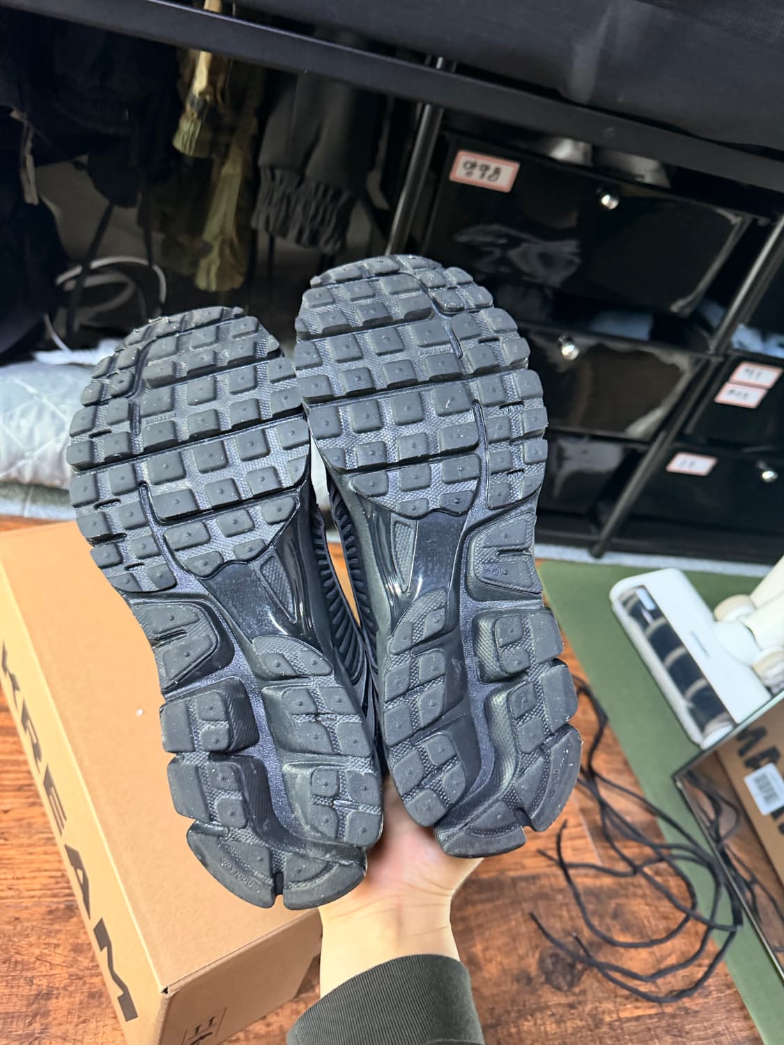 W나이키 줌 보메로 5 블랙 메탈릭 실버 270(남자 사이즈) 상품이미지5